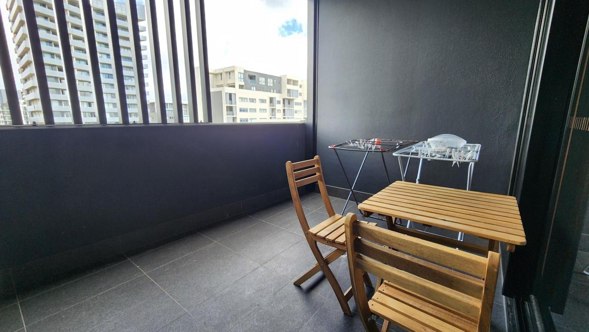 Cozy And Modern 1 Bedroom In Hurstville *