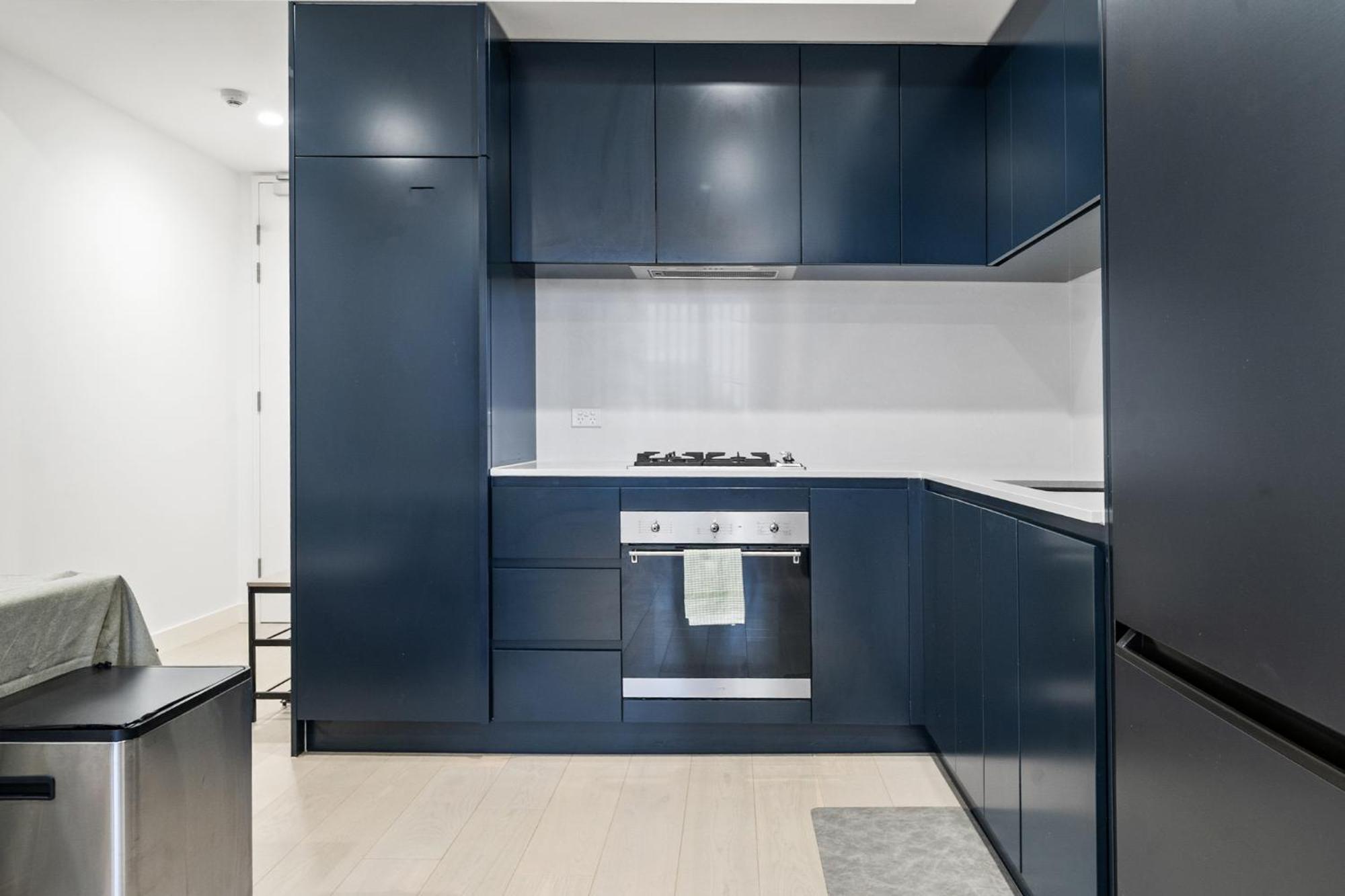 Cozy And Modern 1 Bedroom In Hurstville Apartment *